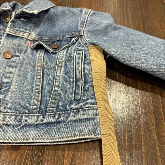 Vtg Levi’s Denim  Jean Jacket - Picture 4 of 6